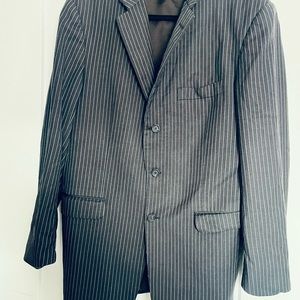 Burberry Men’s Suit Jacket tailored for Stephen Baldwin. Size 42 LG